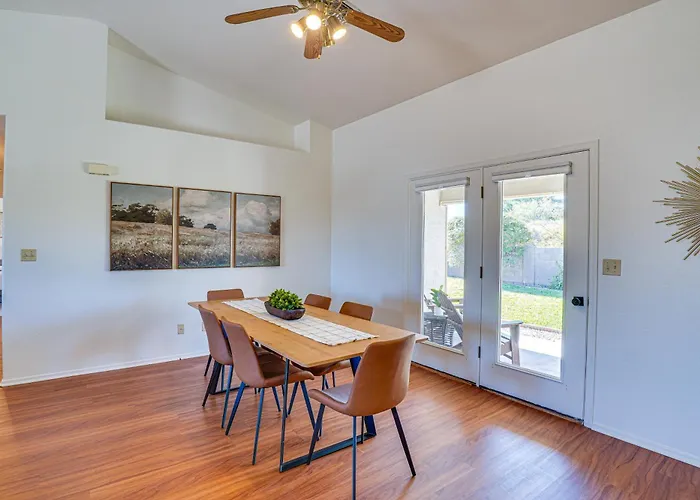 W/ Fenced Backyard: 3 Mi To Downtown *